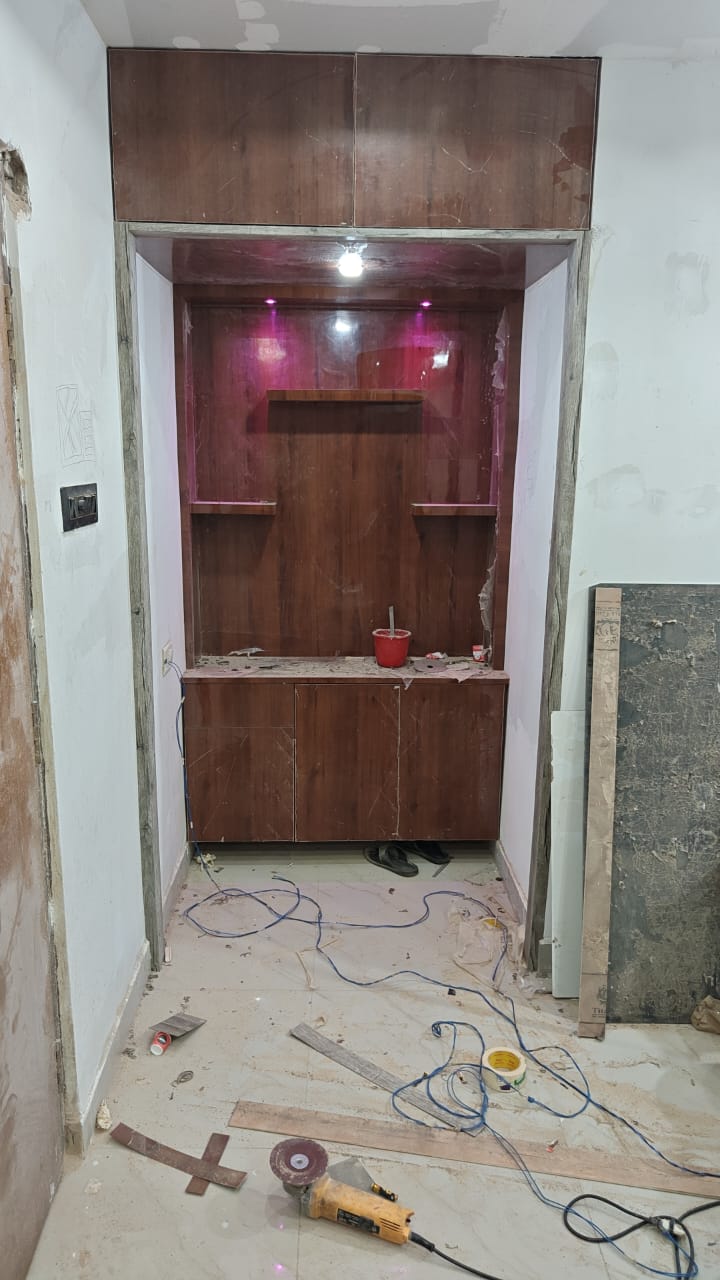 Wall niche and lower storage unit with accent lighting